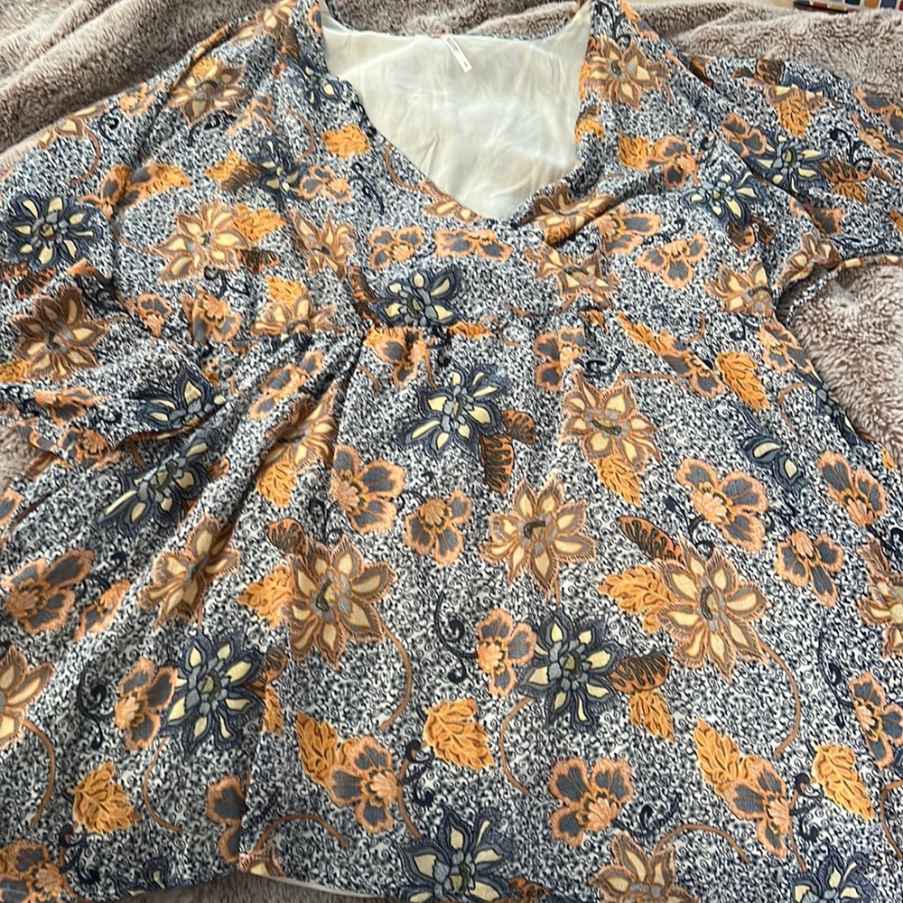 Free People dress small. Shear and lined stunning print ❤️
